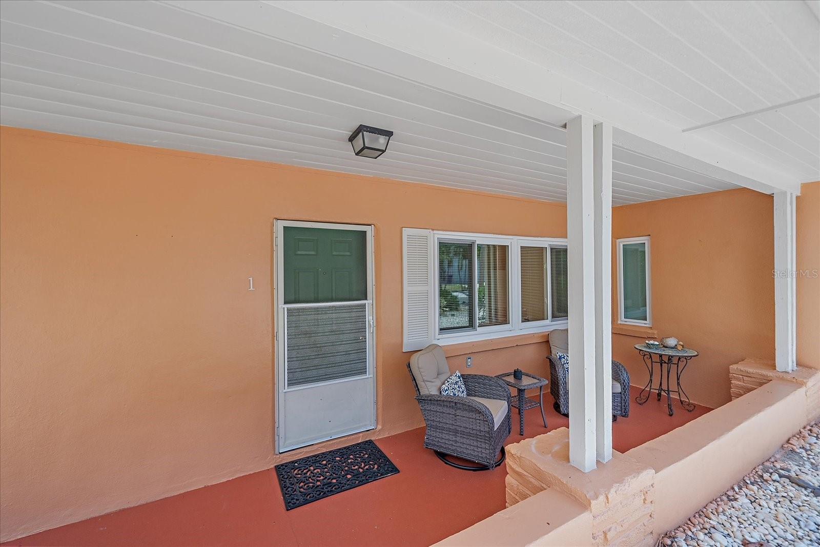 SIESTA BEACH - Residential Income