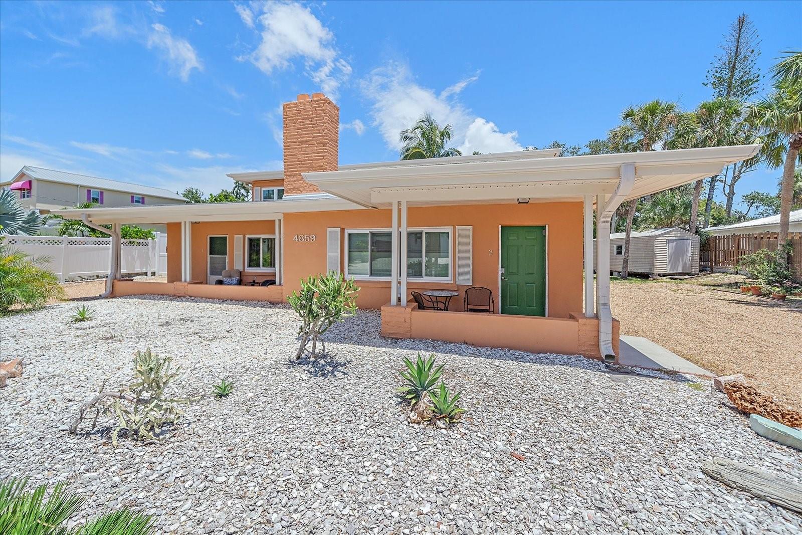 SIESTA BEACH - Residential Income