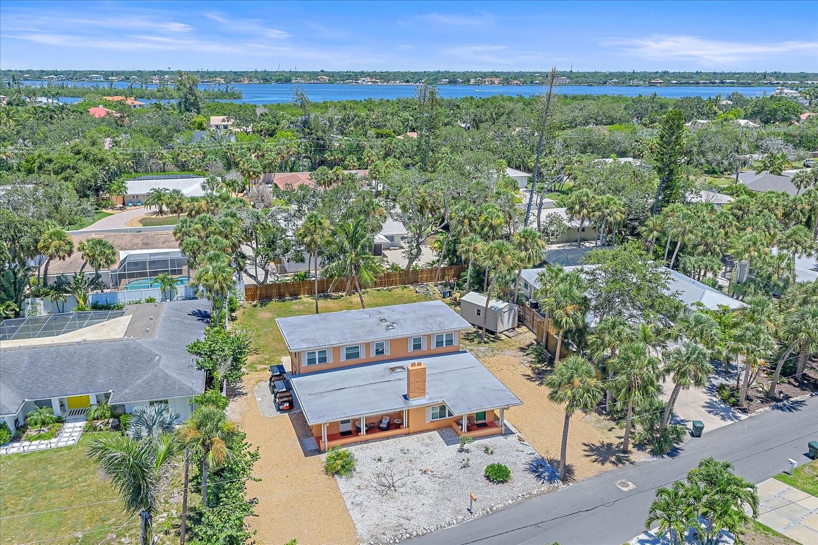 SIESTA BEACH - Residential Income
