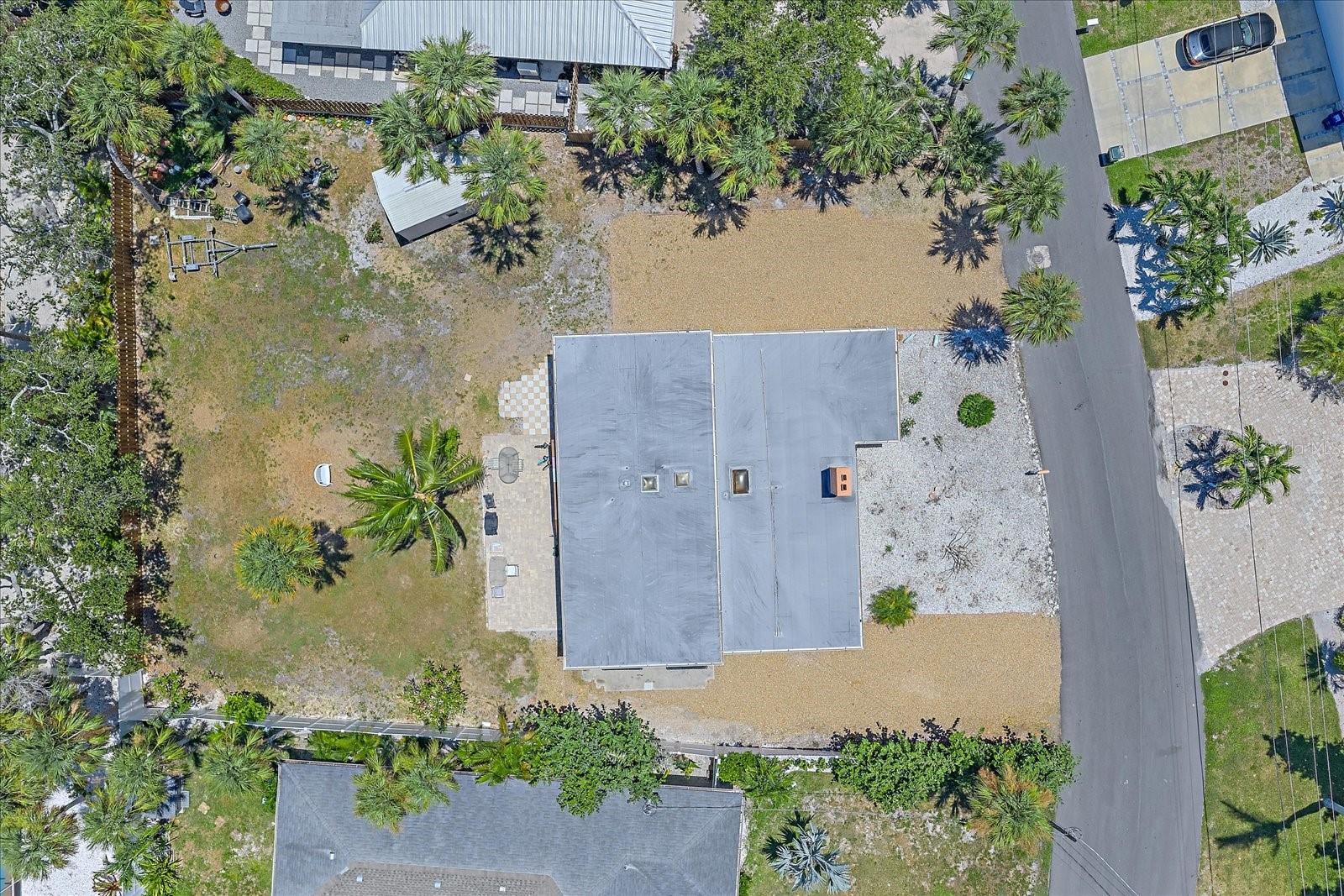 SIESTA BEACH - Residential Income