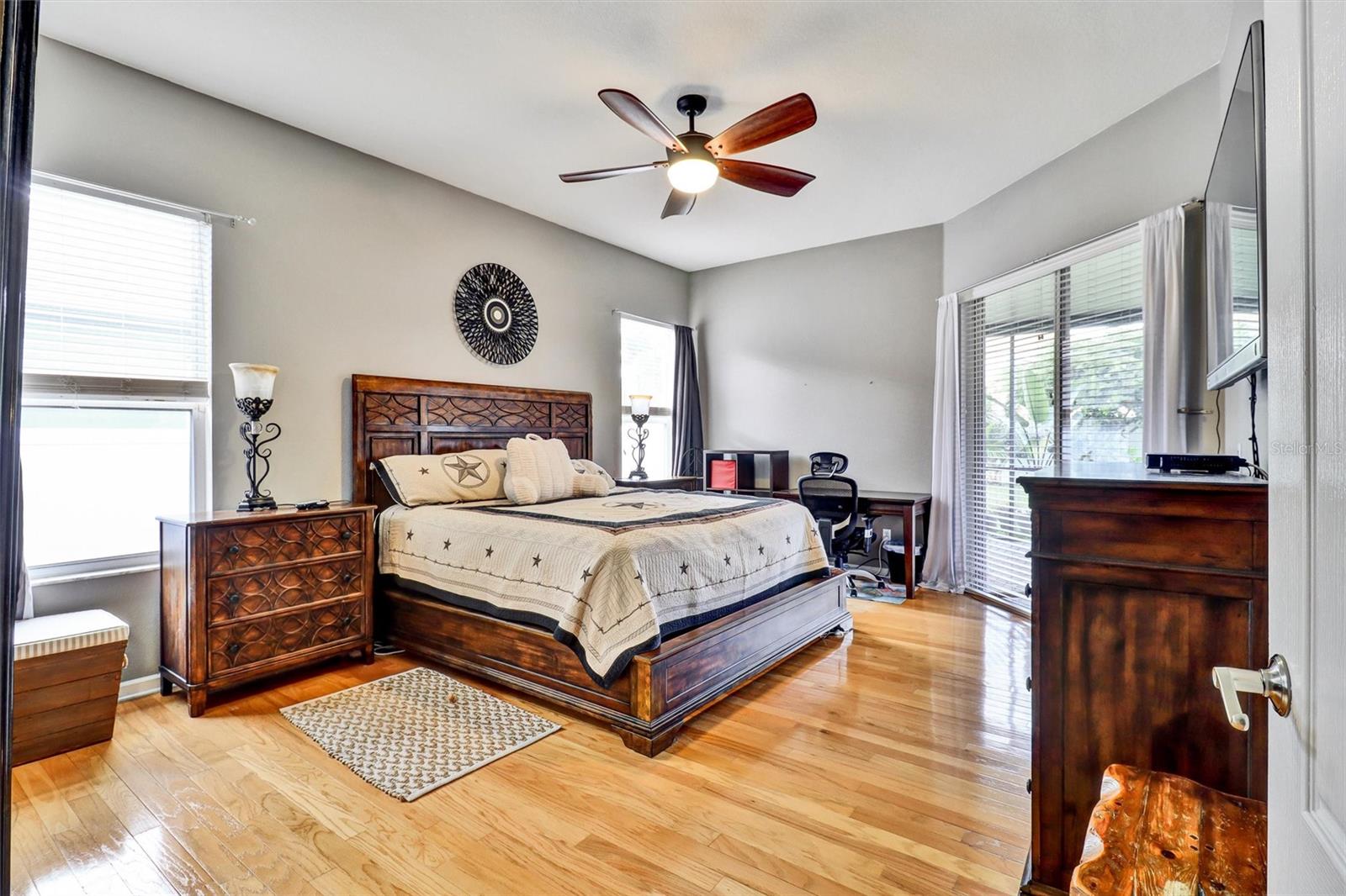 BROOKHAVEN OAKS - Residential