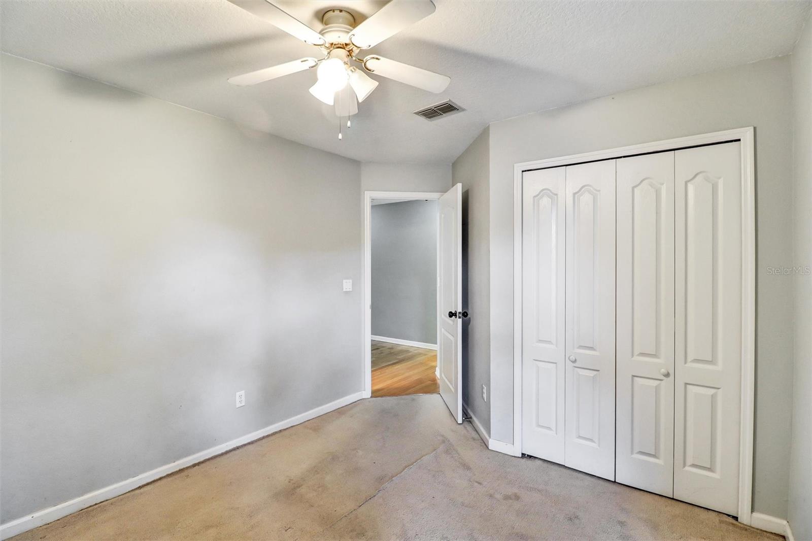 BROOKHAVEN OAKS - Residential