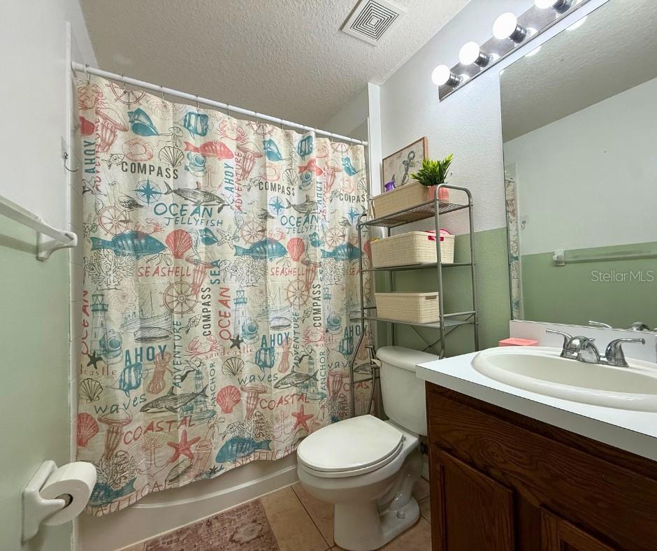 KINGS LAKE PH 1B UNIT 2 - Residential Lease