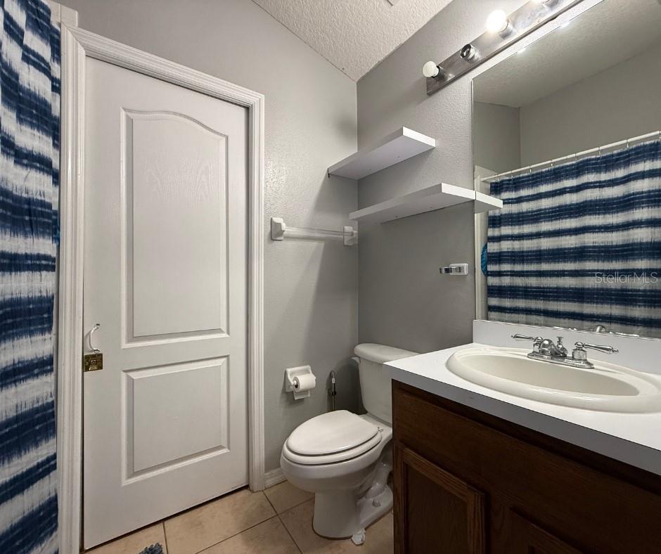 KINGS LAKE PH 1B UNIT 2 - Residential Lease