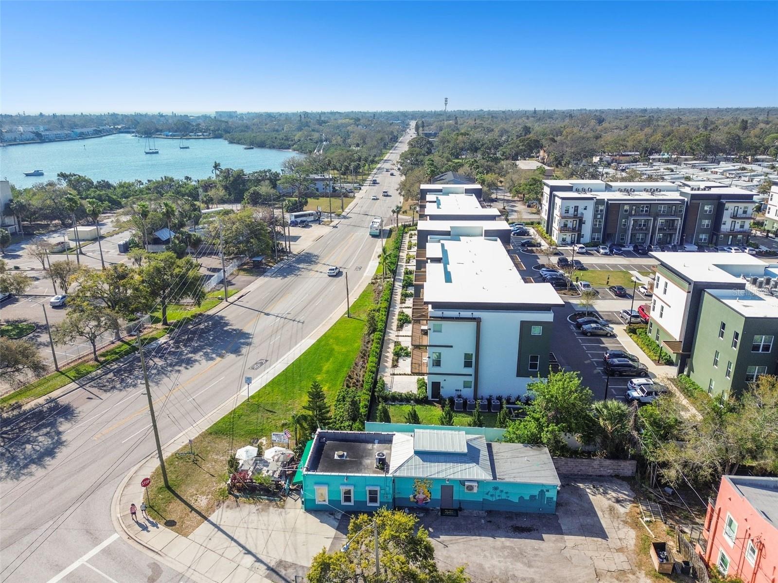 BUNGALOW TERRACE - Commercial Sale