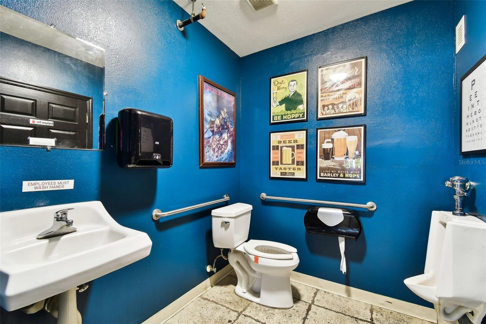 BUNGALOW TERRACE - Commercial Sale