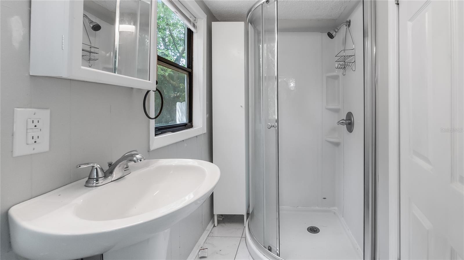 PACKARDS 1ST ADD TO MIDWAY - Residential