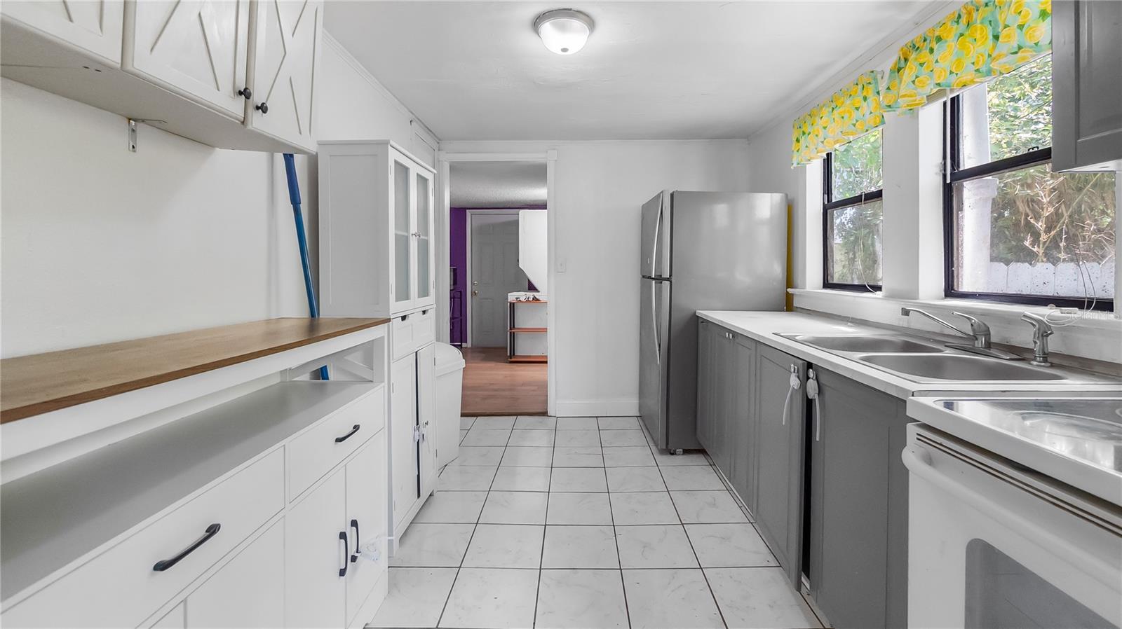 PACKARDS 1ST ADD TO MIDWAY - Residential