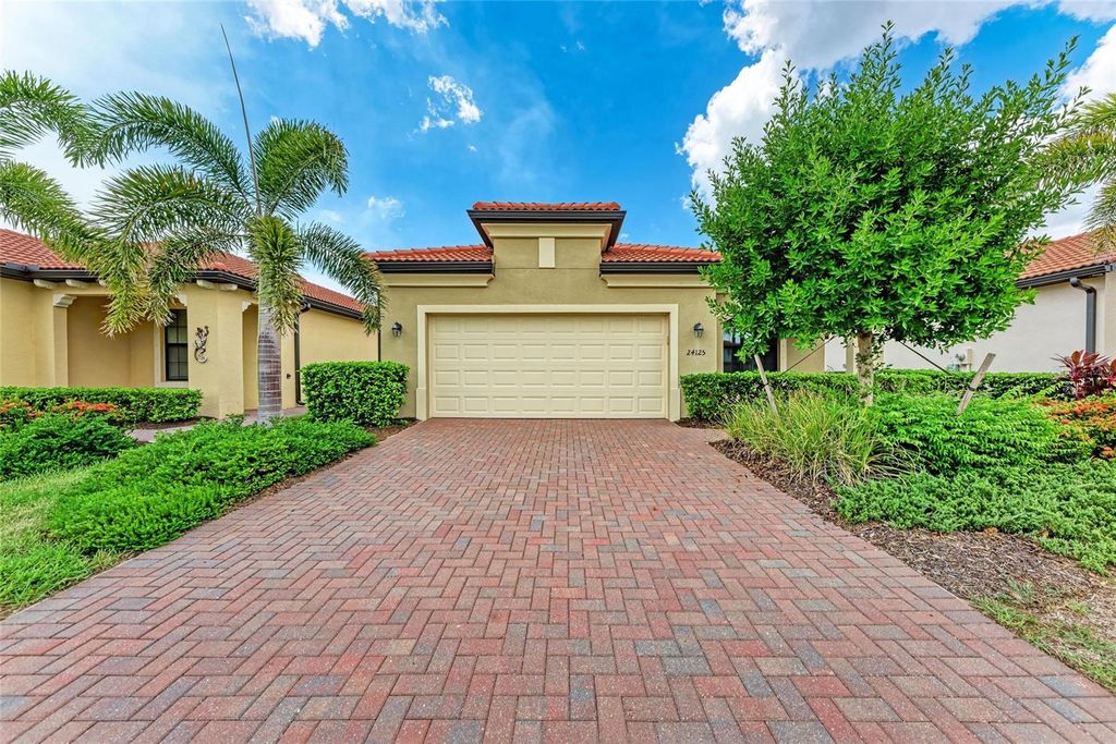 Photo of 24125 Spartina Drive, Venice, FL 34293 (MLS # A4667220)
