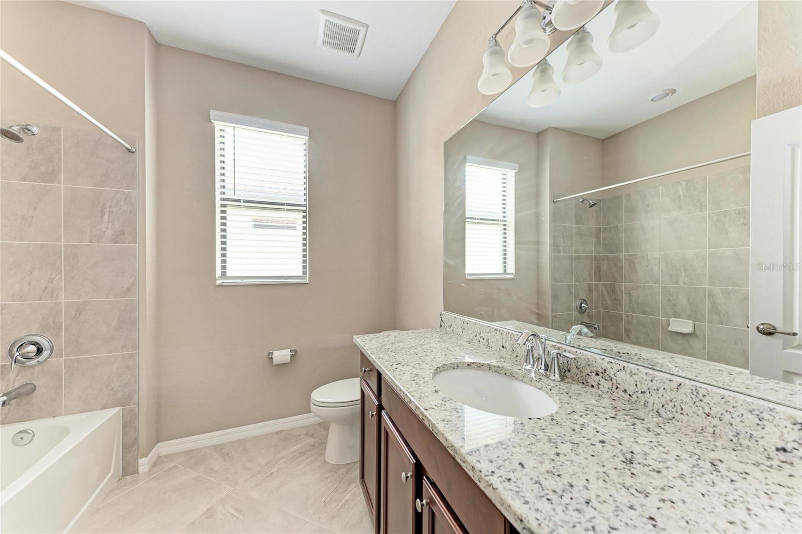 SARASOTA NATIONAL PH 13B - Residential