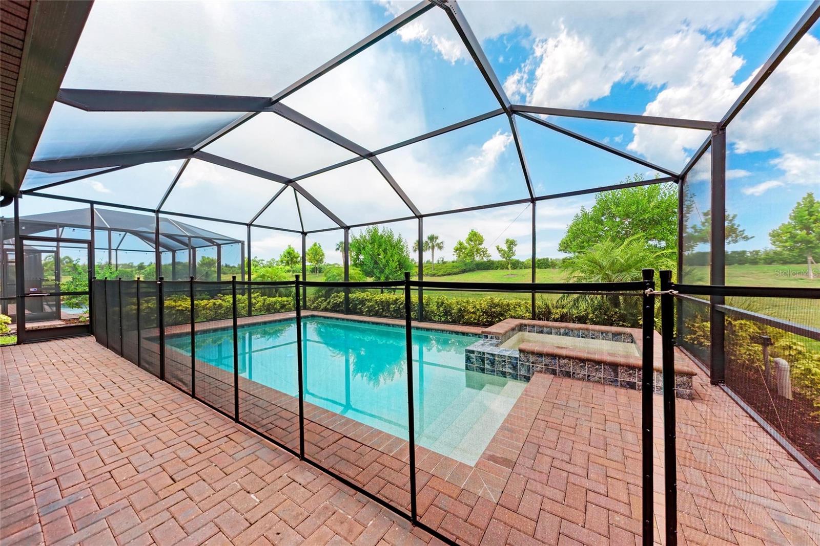 SARASOTA NATIONAL PH 13B - Residential