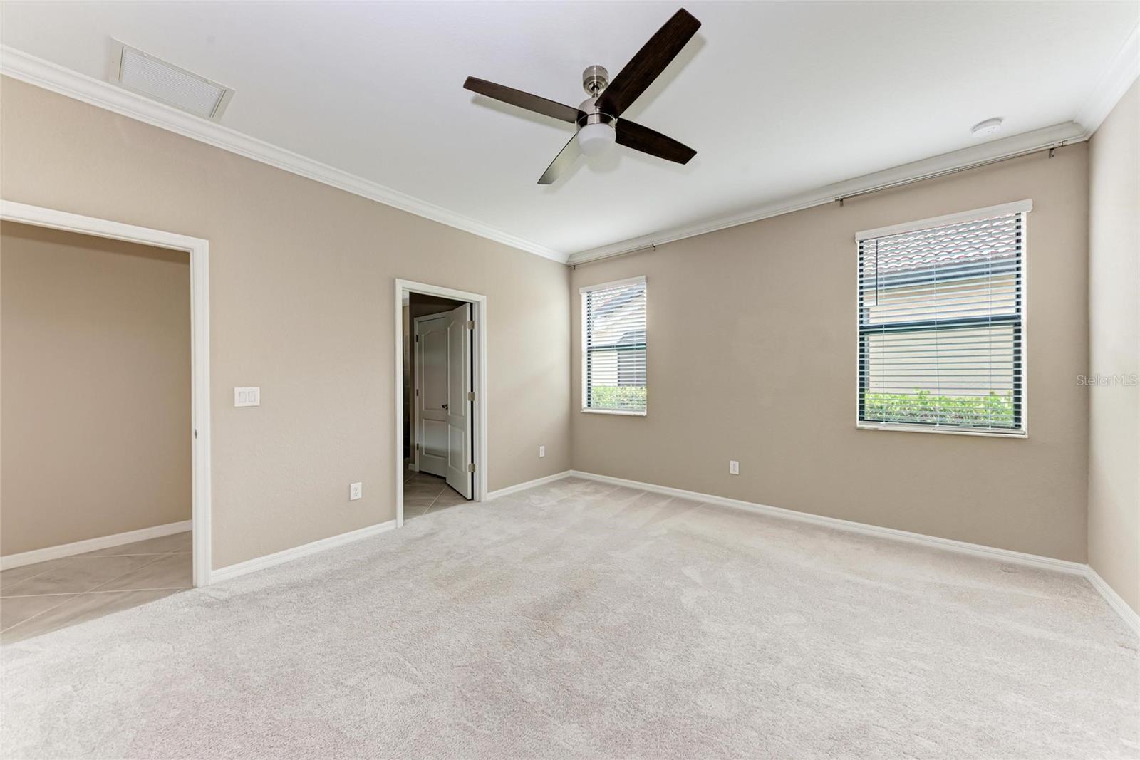 SARASOTA NATIONAL PH 13B - Residential