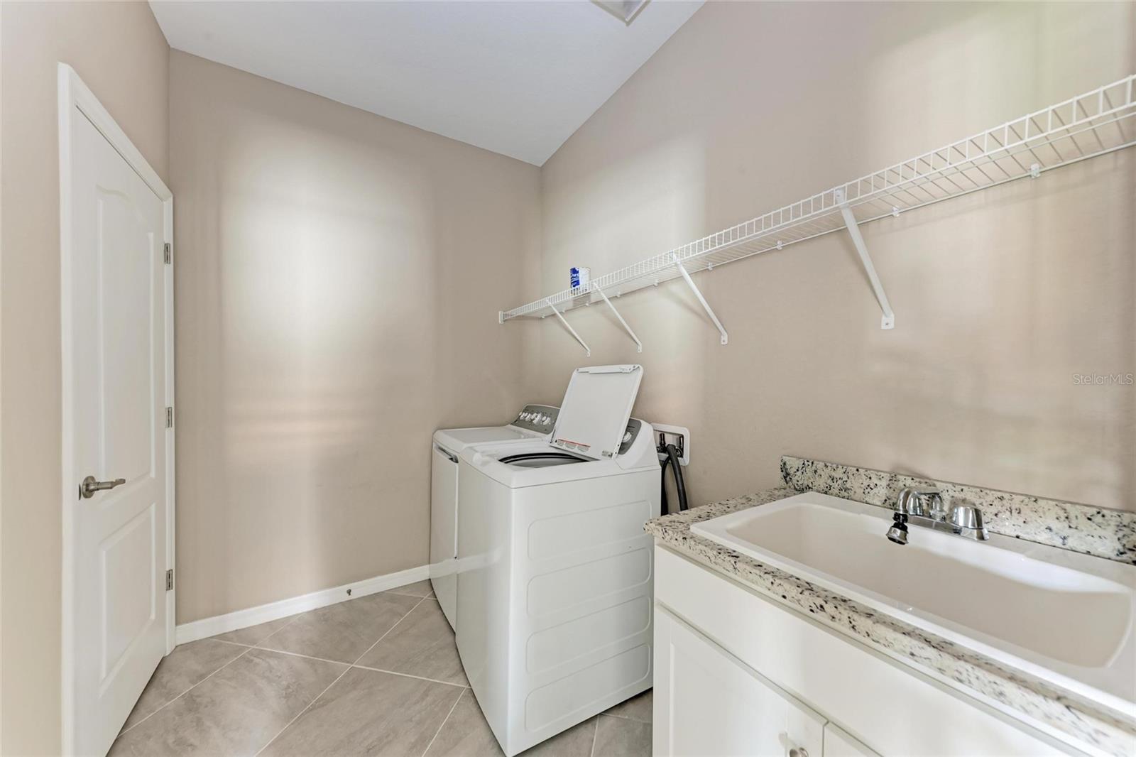 SARASOTA NATIONAL PH 13B - Residential