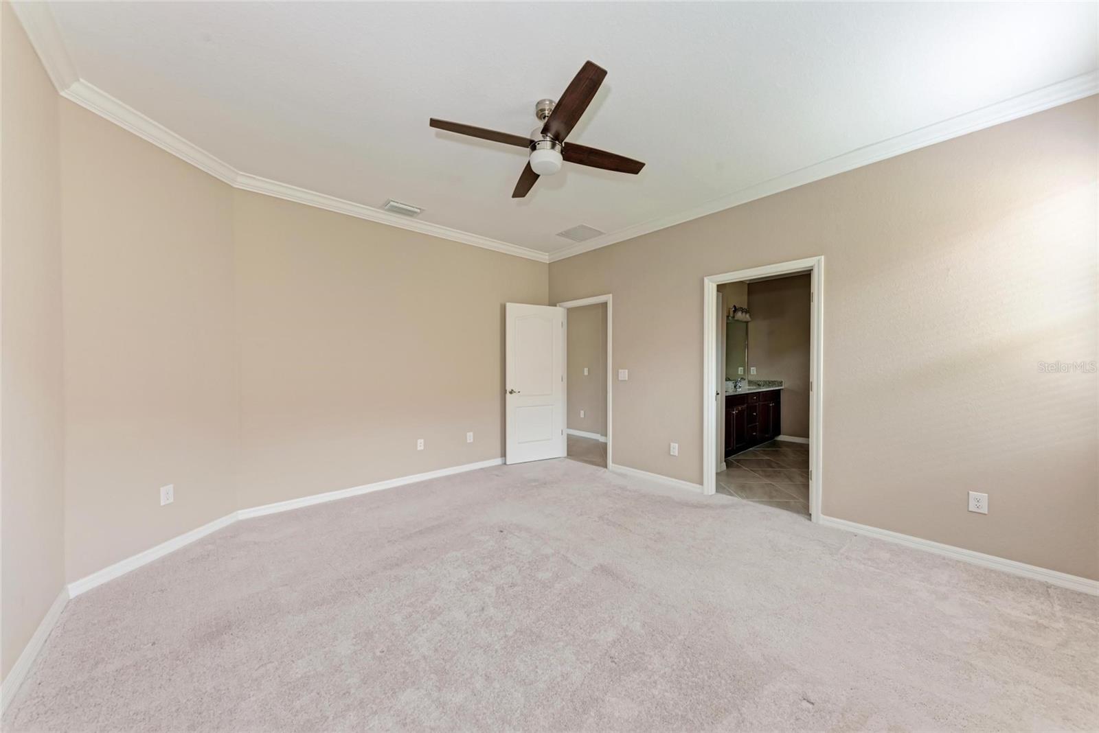SARASOTA NATIONAL PH 13B - Residential