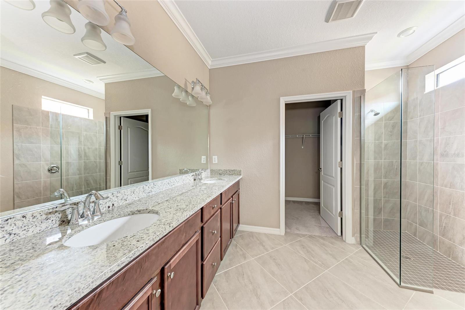 SARASOTA NATIONAL PH 13B - Residential