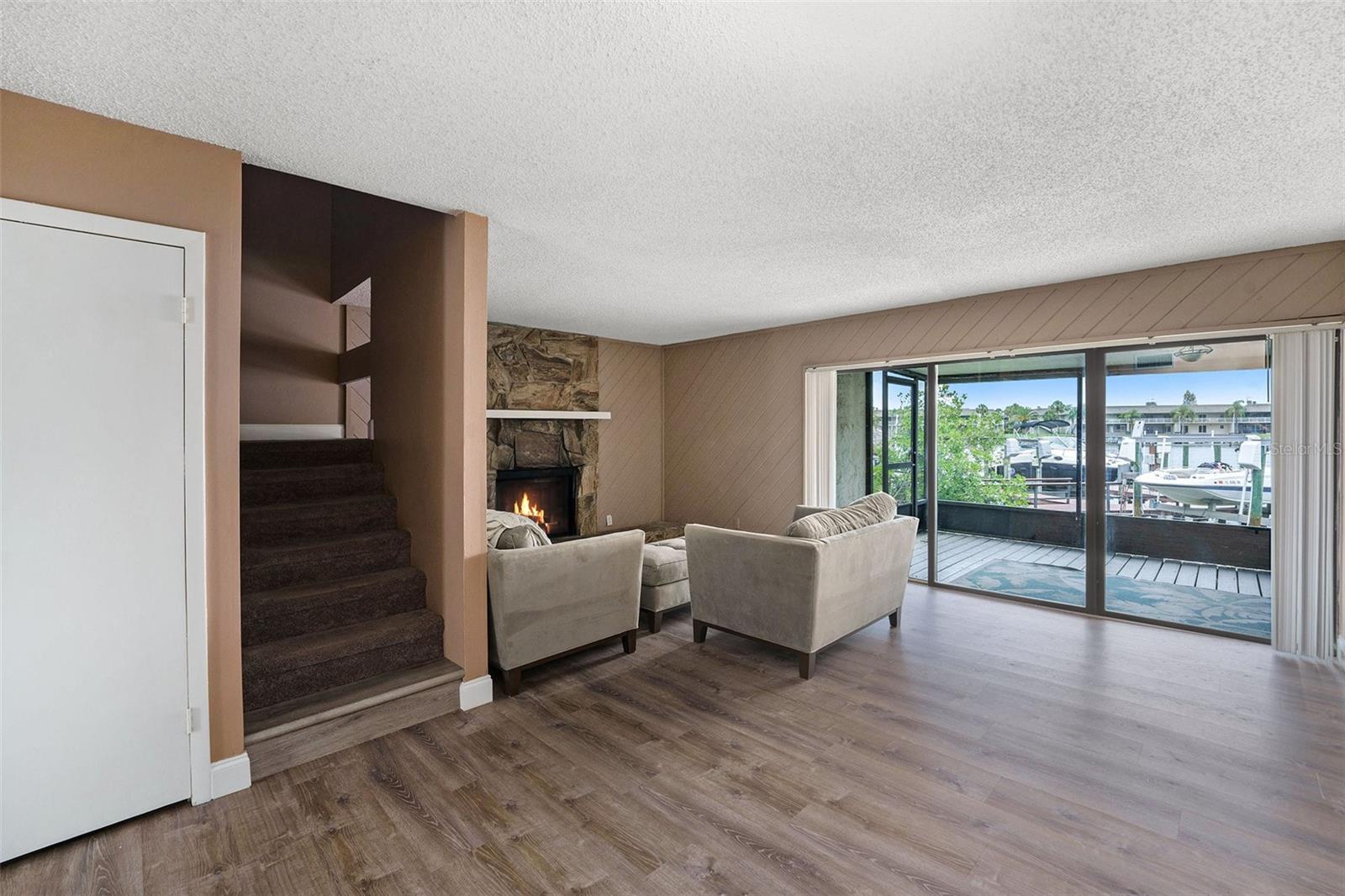 8719 COVE COURT 10