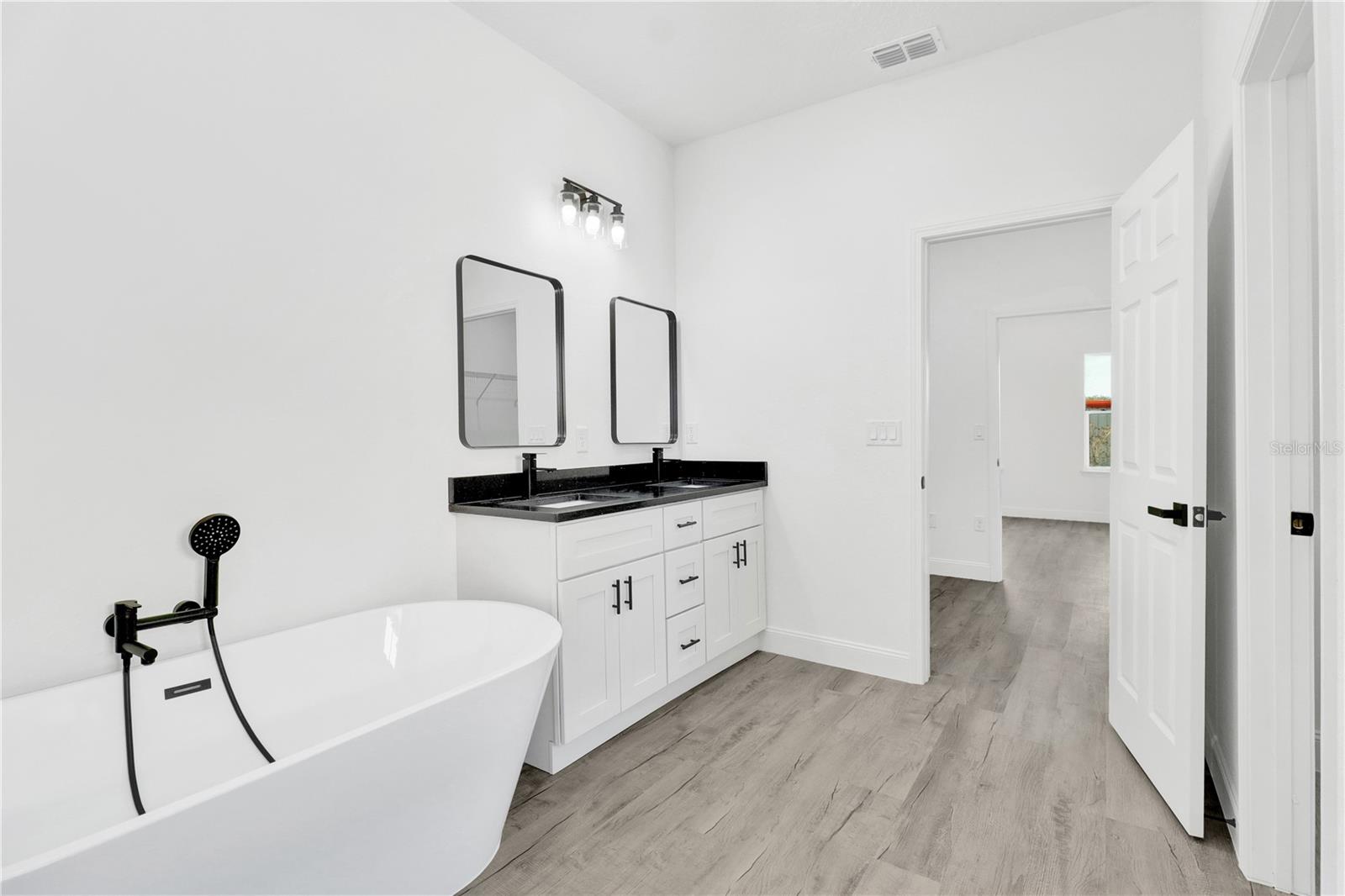 MARION OAKS UN 01 - Residential