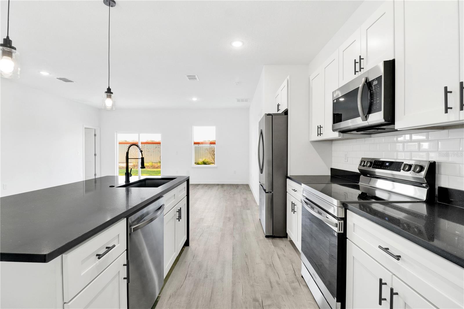 MARION OAKS UN 01 - Residential