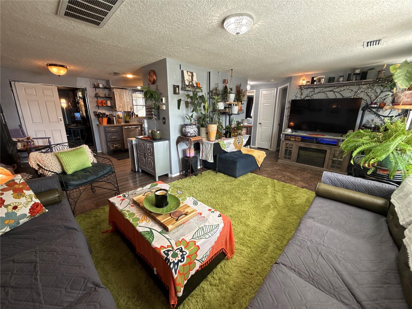 1421 WICKHAM LANE