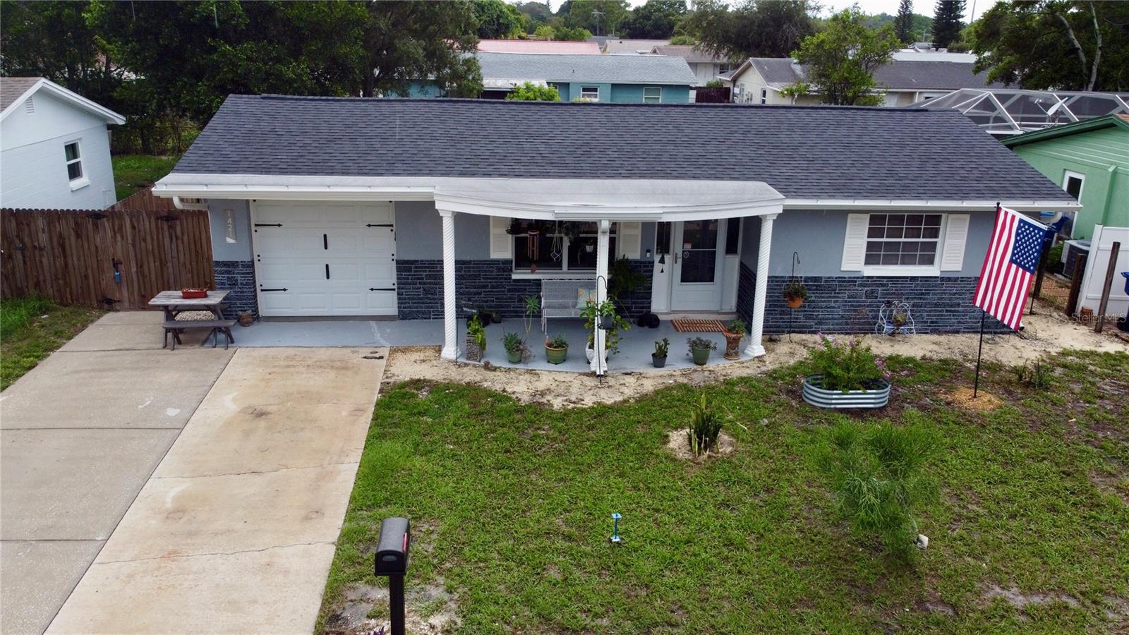 1421 WICKHAM LANE
