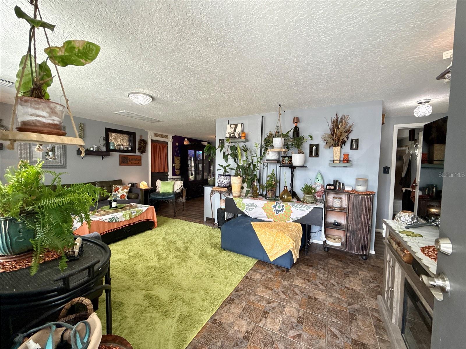 1421 WICKHAM LANE