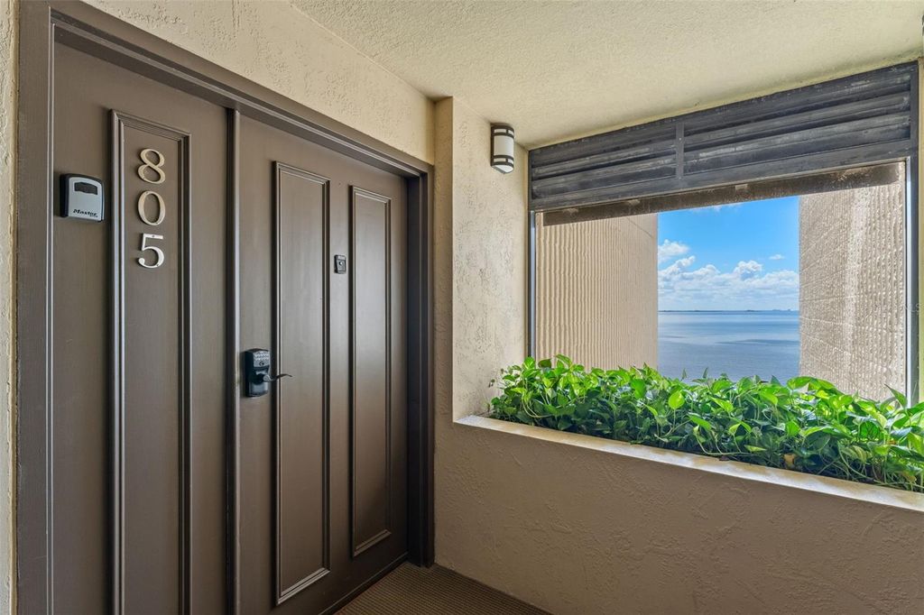 Photo of 2413 Bayshore Boulevard #805, Tampa, FL 33629 (MLS # TB8424852)