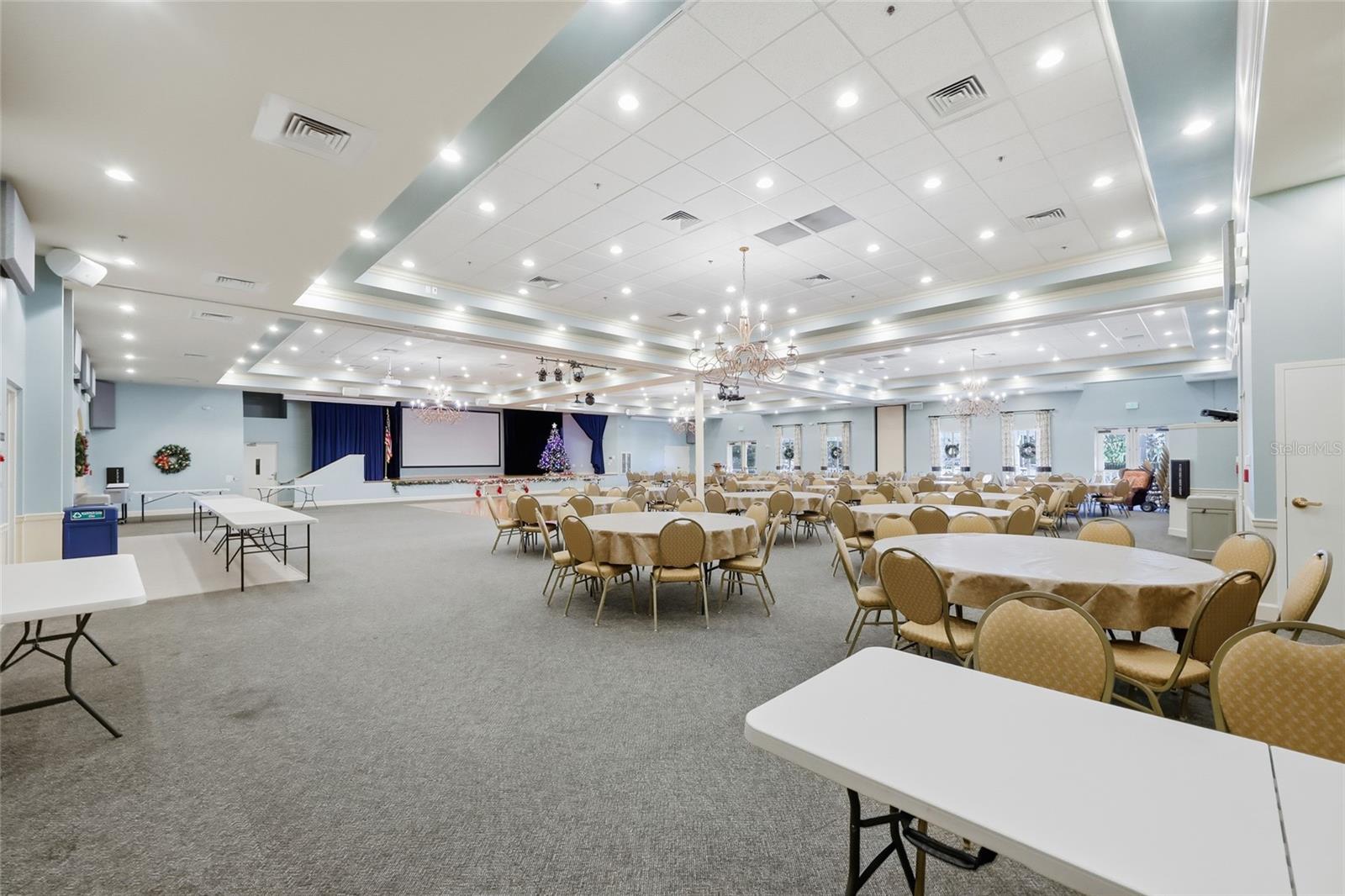 LAKES MOUNT DORA PH 3D - Residential