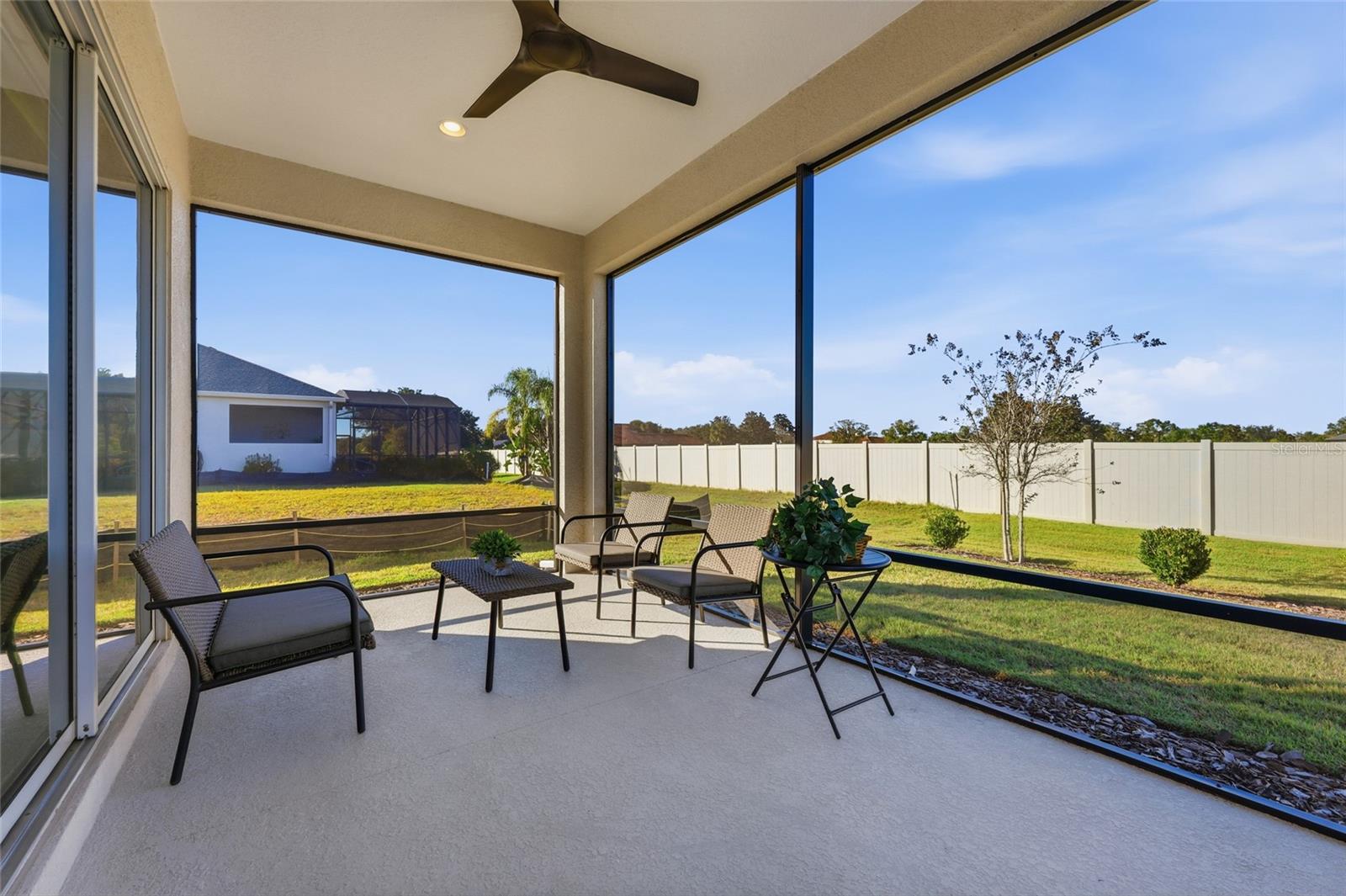 LAKES MOUNT DORA PH 3D - Residential