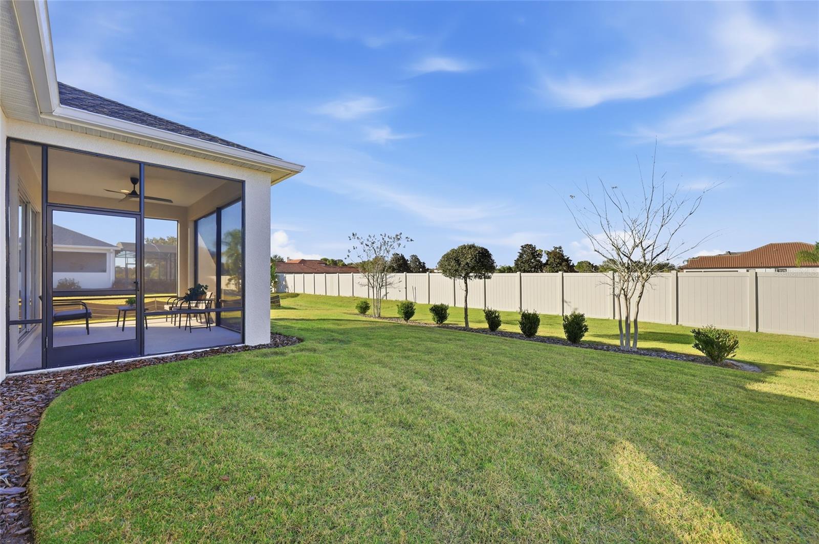 LAKES MOUNT DORA PH 3D - Residential