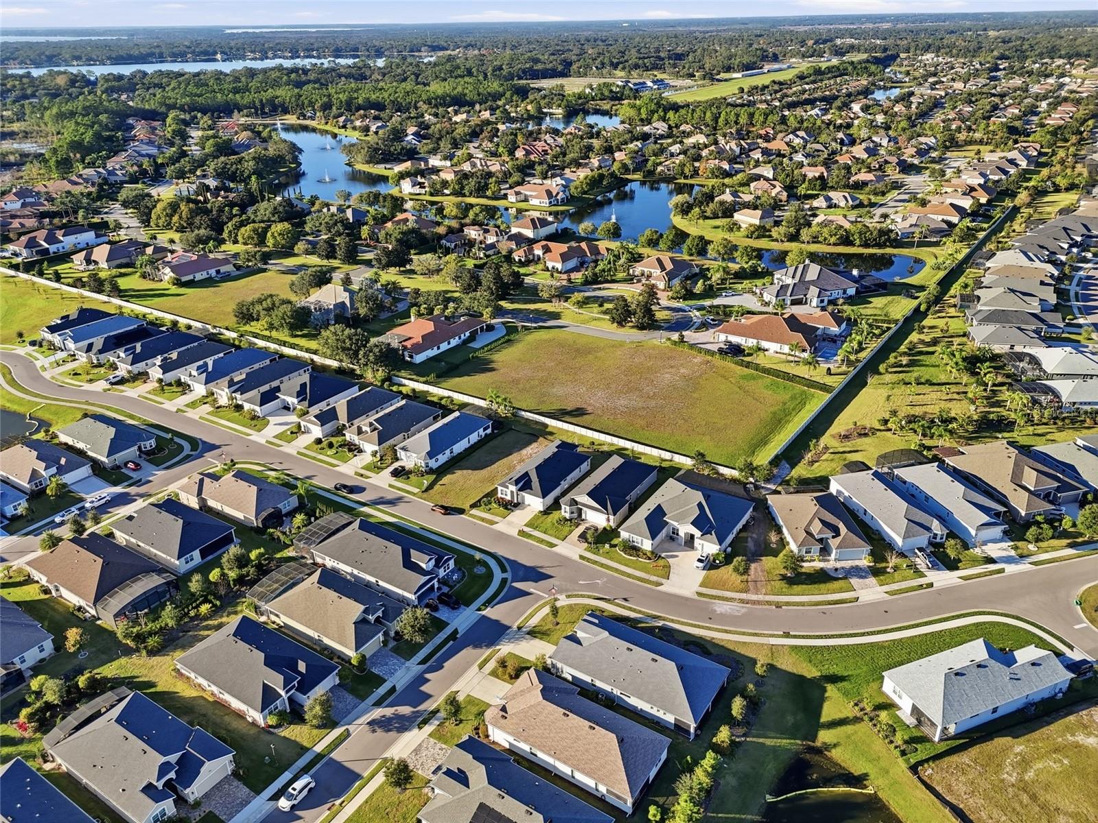 LAKES MOUNT DORA PH 3D - Residential