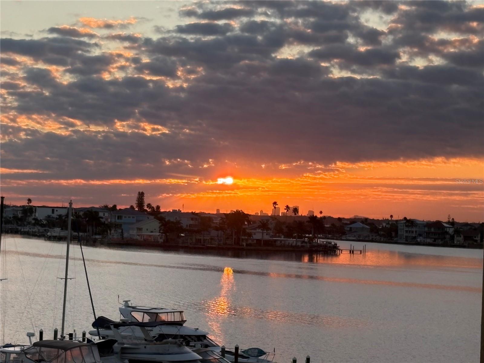 SNUG HARBOUR CONDO - Residential