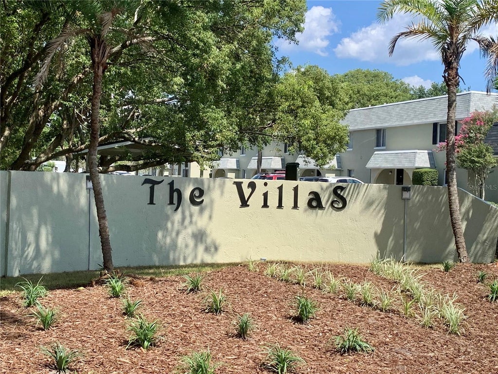 Photo of 525 Conway Road #9, Orlando, FL 32807 (MLS # O6430472)