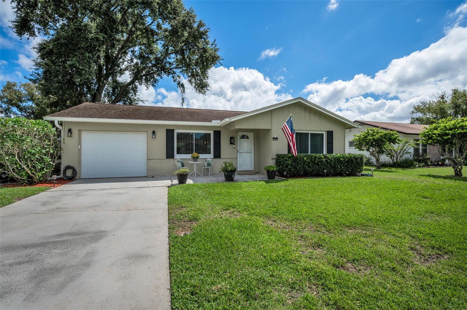 921 ANCHORAGE LANE