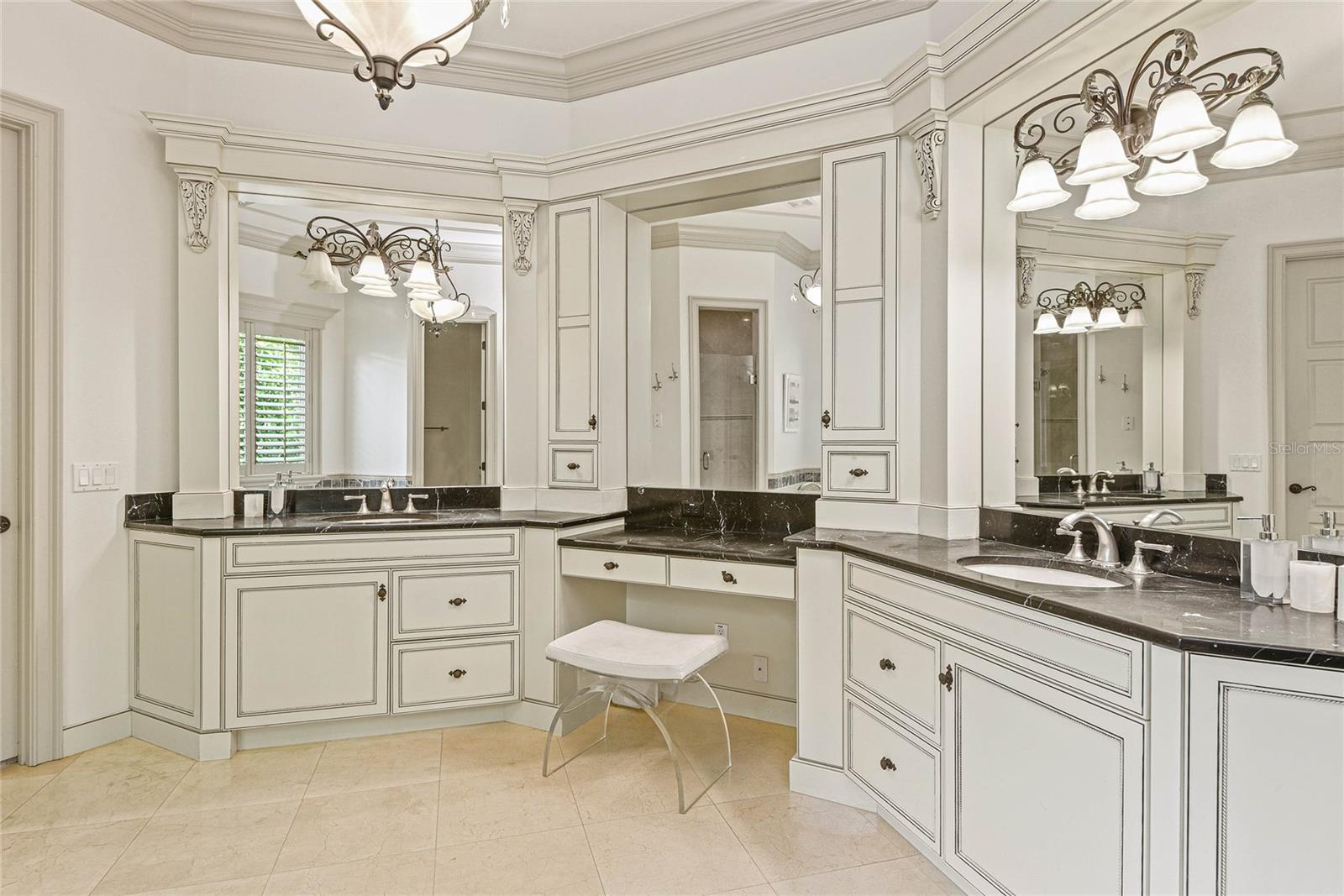 WINDSONG NORTH SHORE 43/74 - Residential