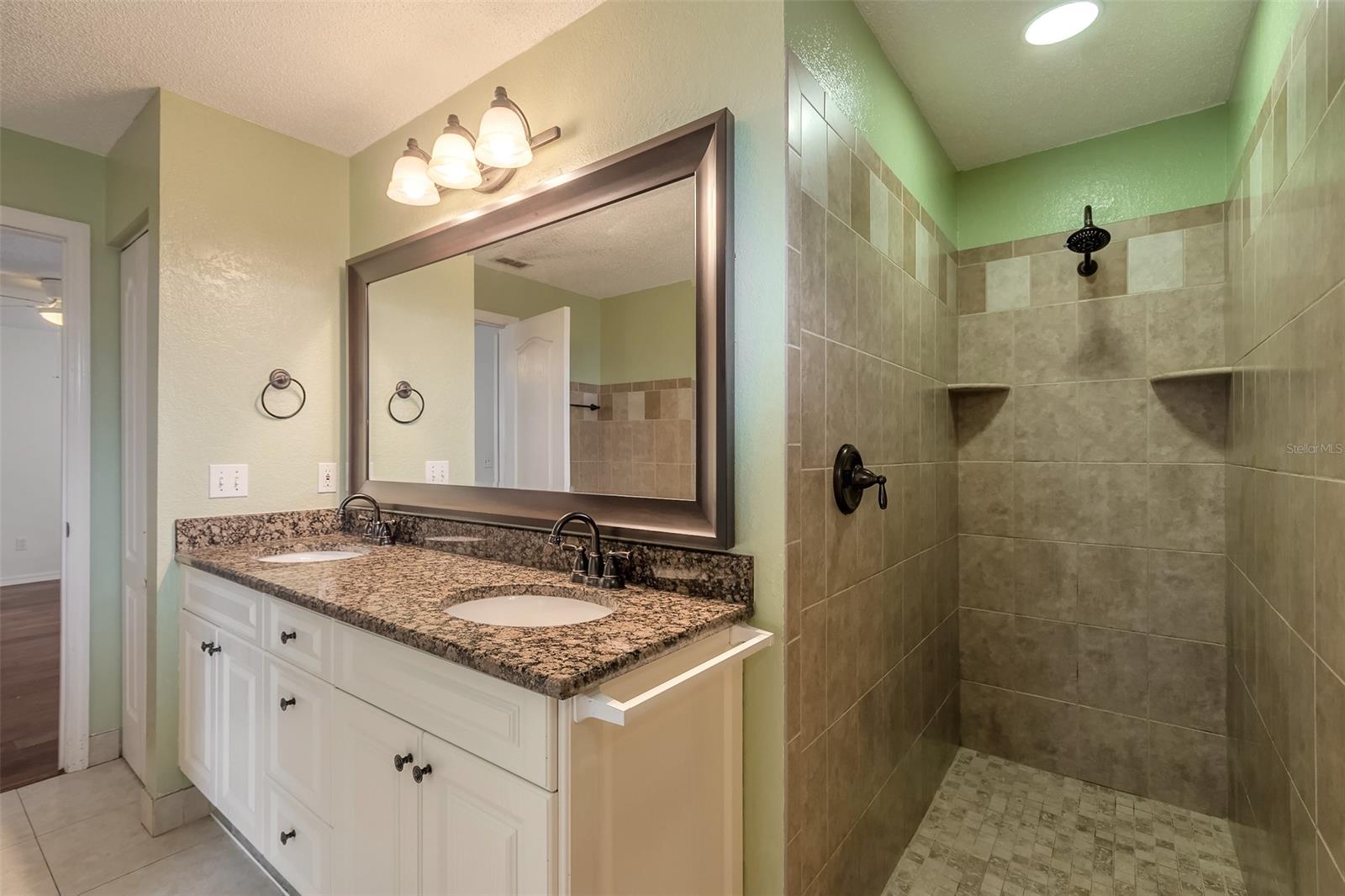 Florida Shores 20 - Residential