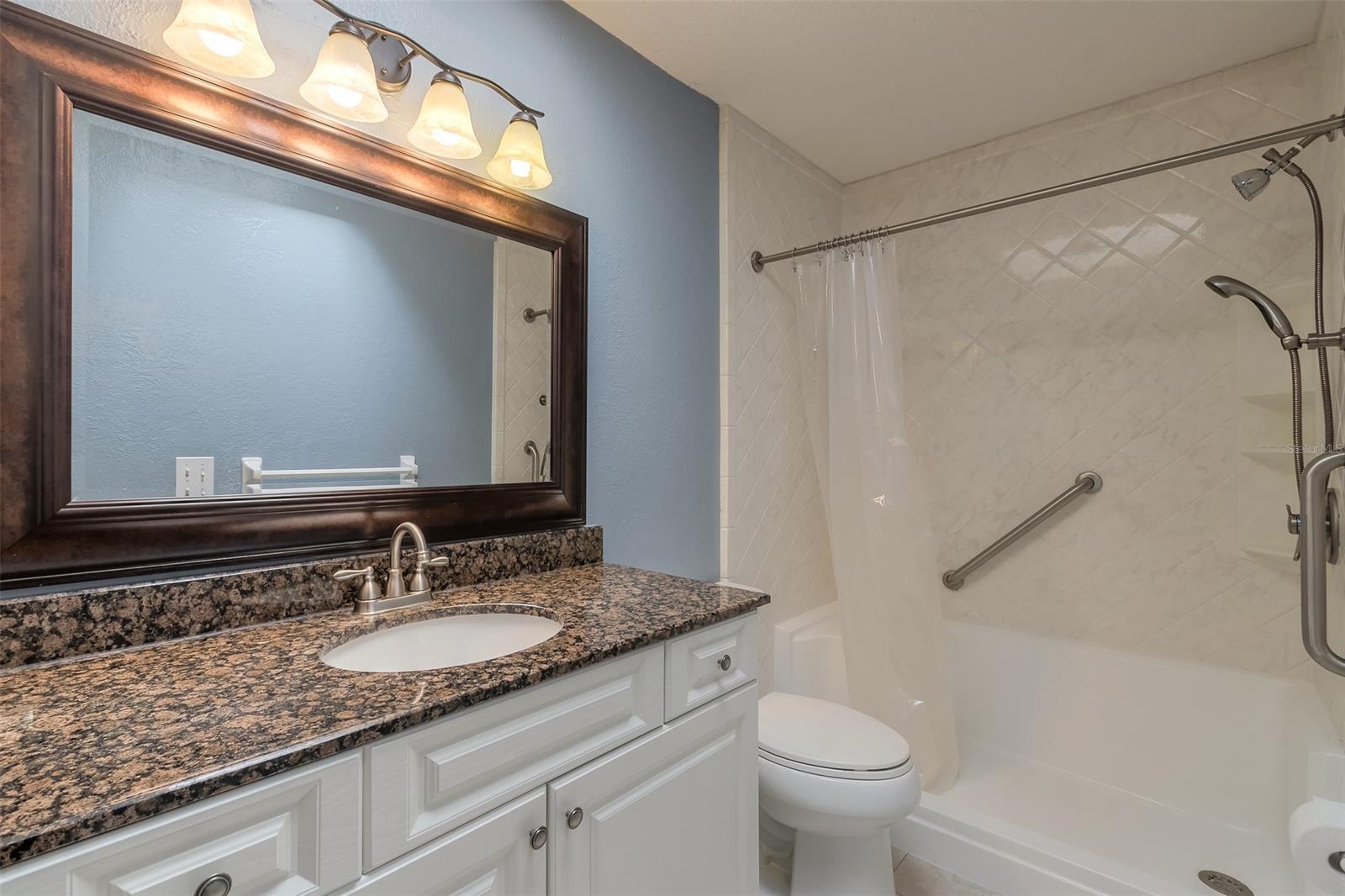 Florida Shores 20 - Residential