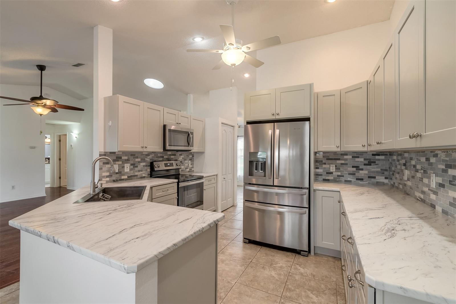 Florida Shores 20 - Residential