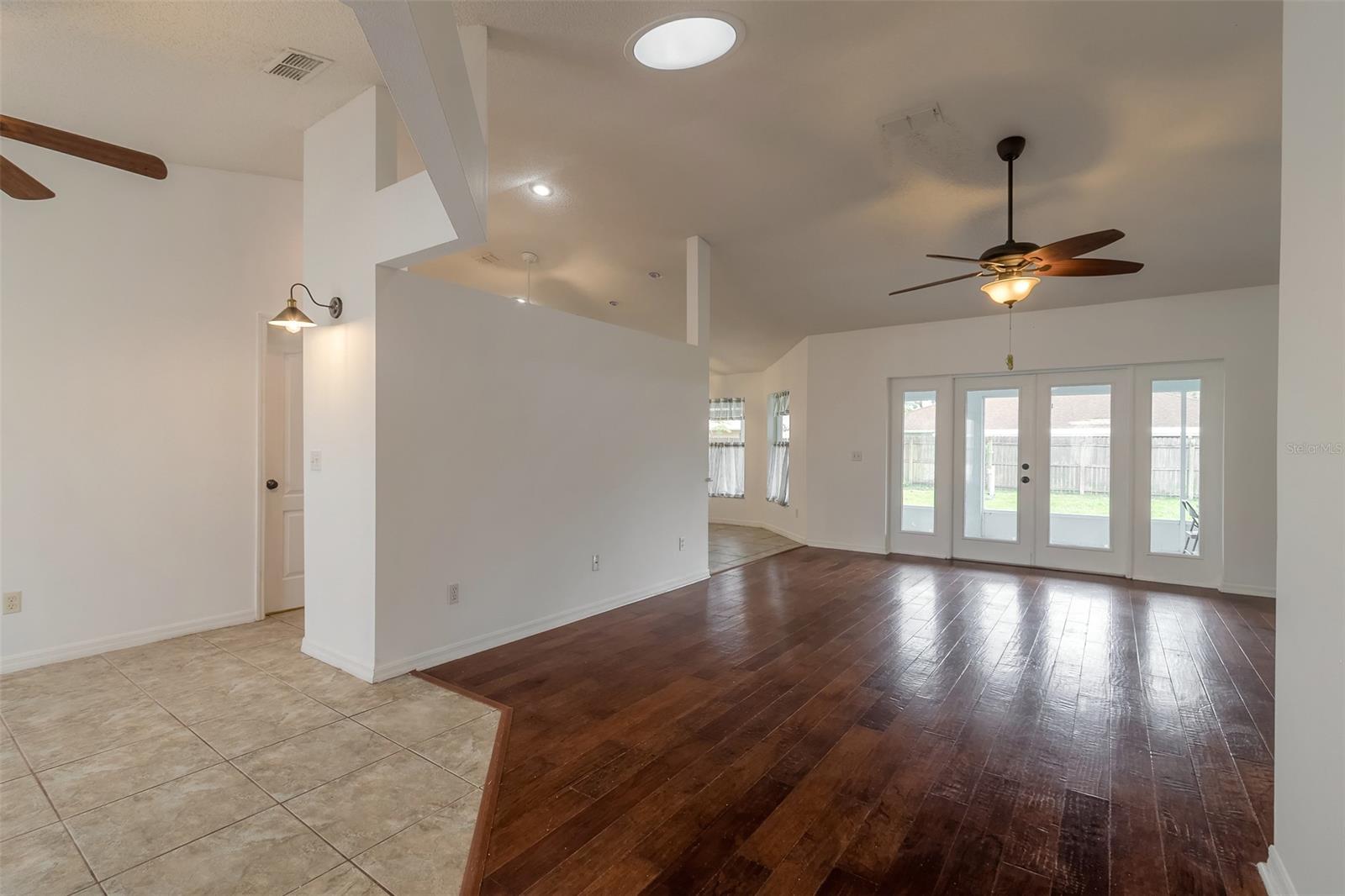 Florida Shores 20 - Residential