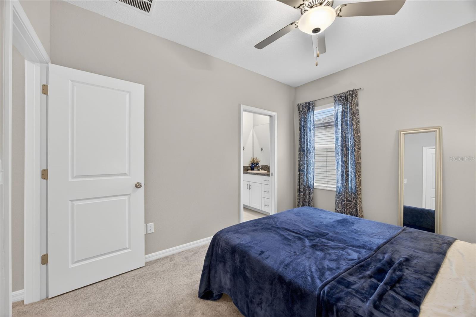 EPPERSON NORTH TWNHMS PH 4 - Residential