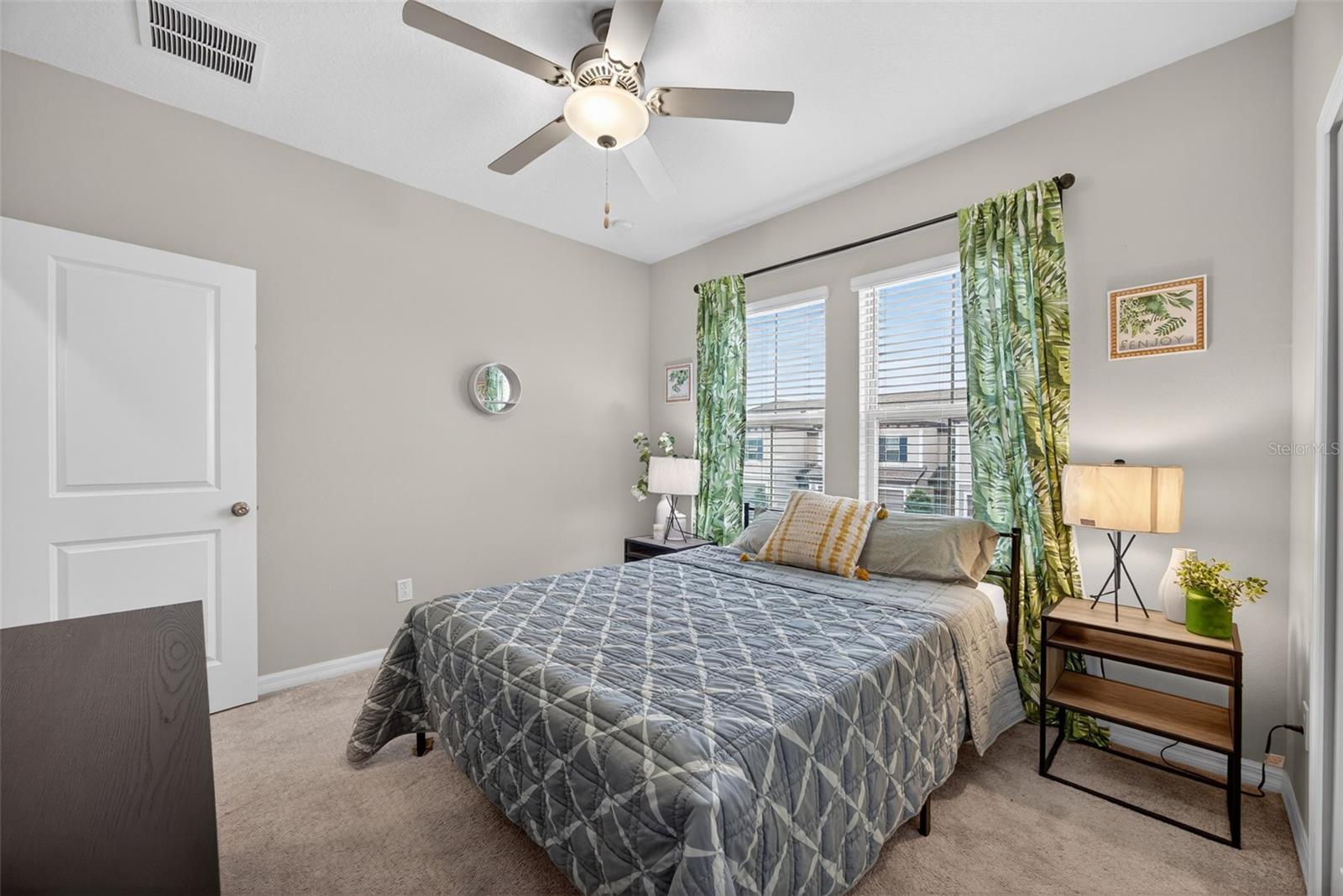 EPPERSON NORTH TWNHMS PH 4 - Residential