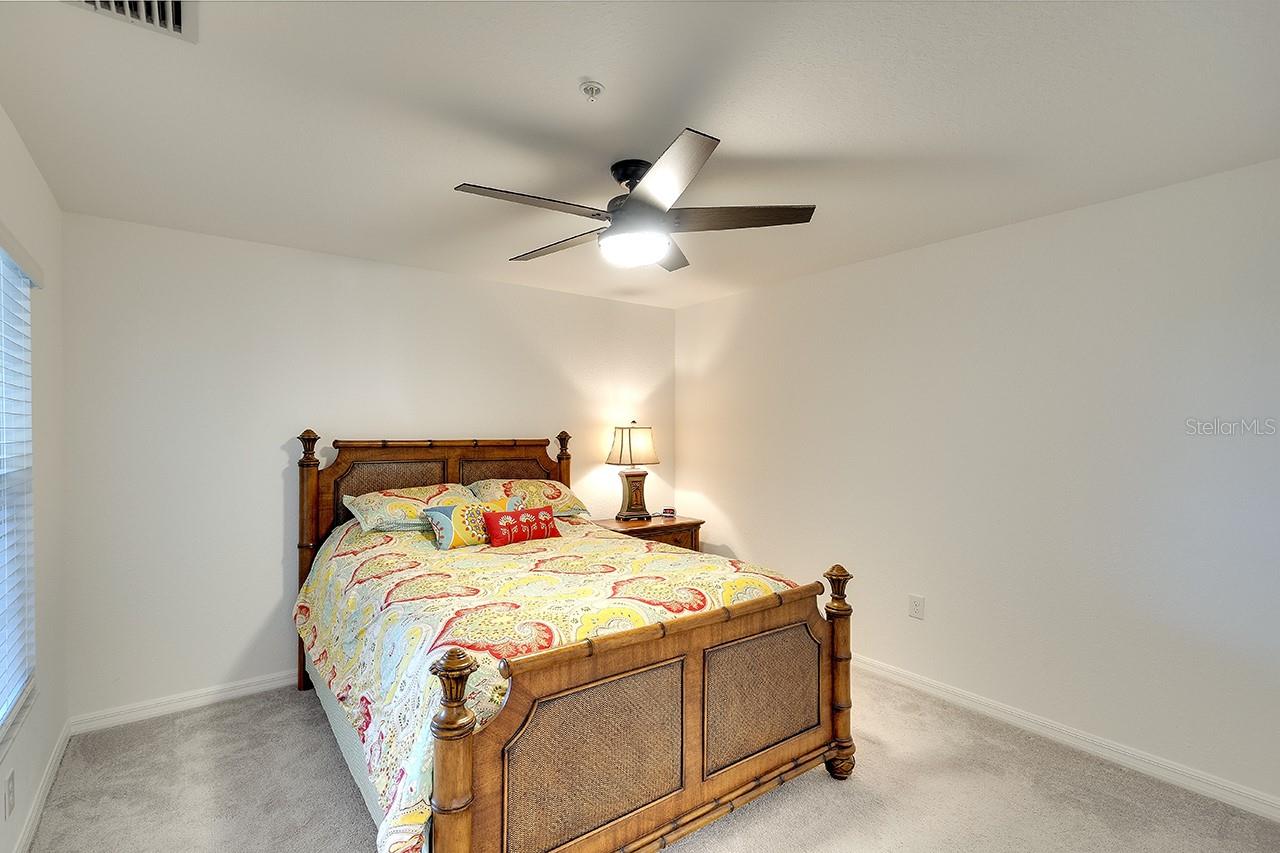 LAKEWOOD NATIONAL - Residential