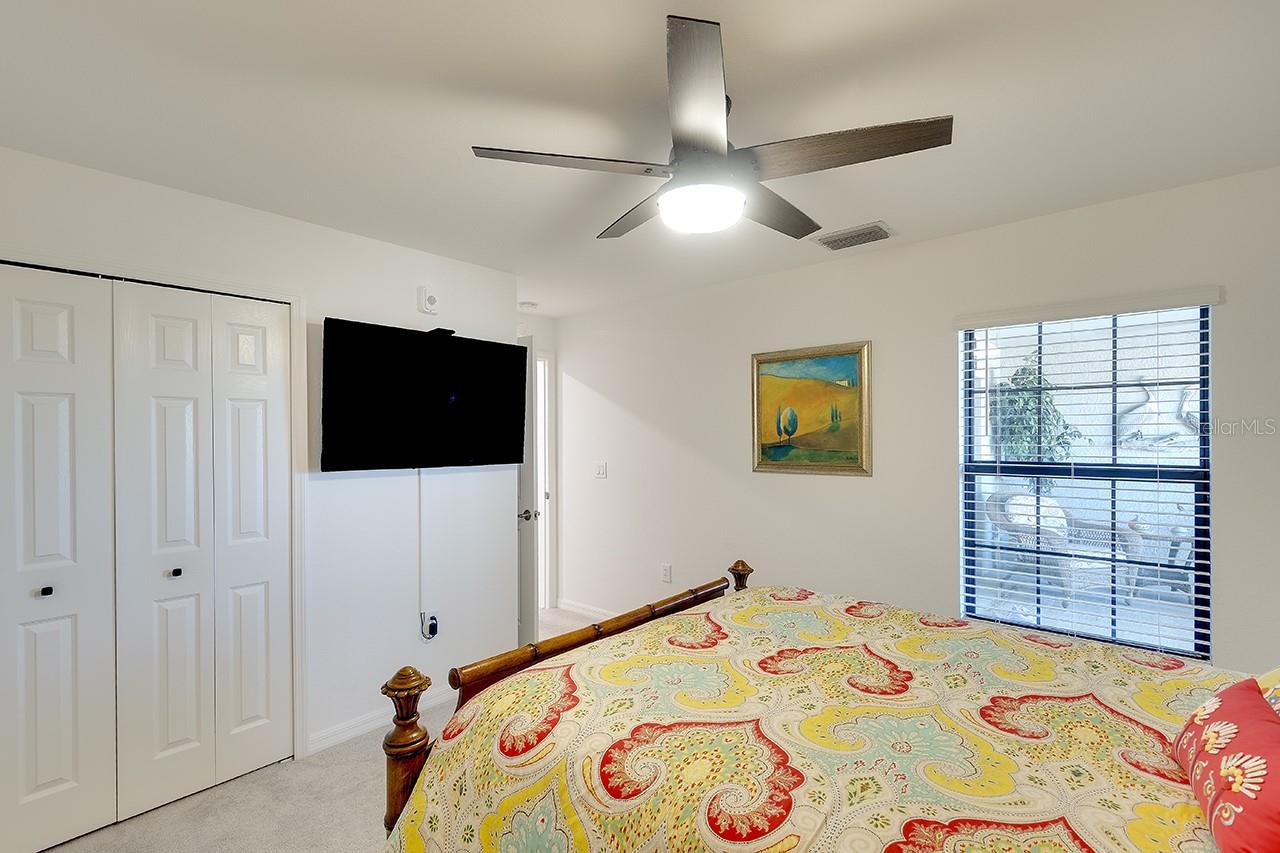 LAKEWOOD NATIONAL - Residential