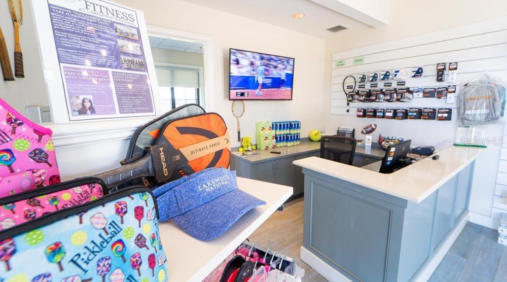 LAKEWOOD NATIONAL - Residential