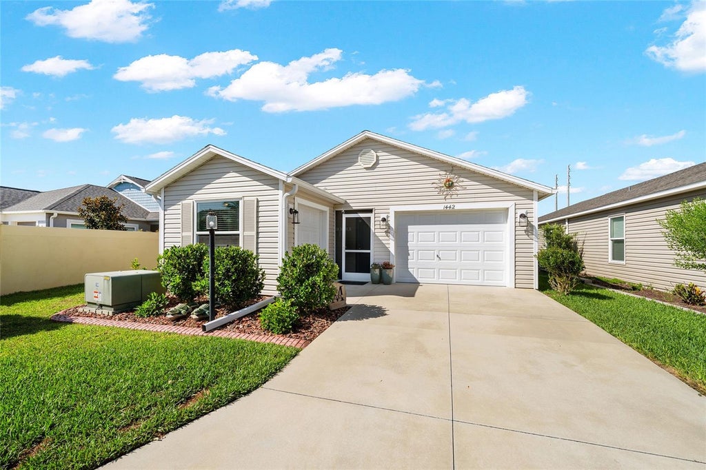 Photo of 1442 Joshua Court, The Villages, FL 32163 (MLS # G5114671)