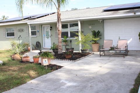 A home in ZEPHYRHILLS