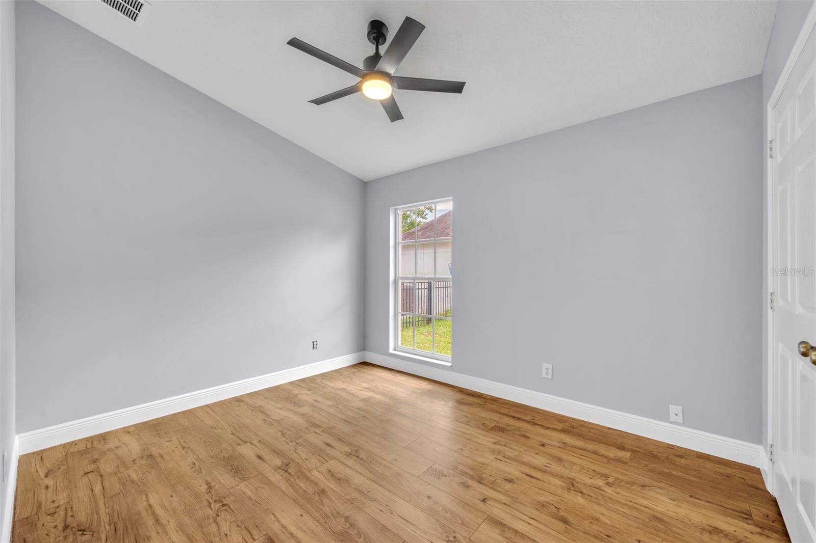 RIVERSIDE AT TWIN RIVERS UN 4A - Residential