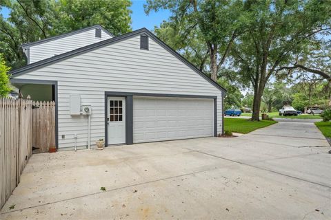 A home in APOPKA