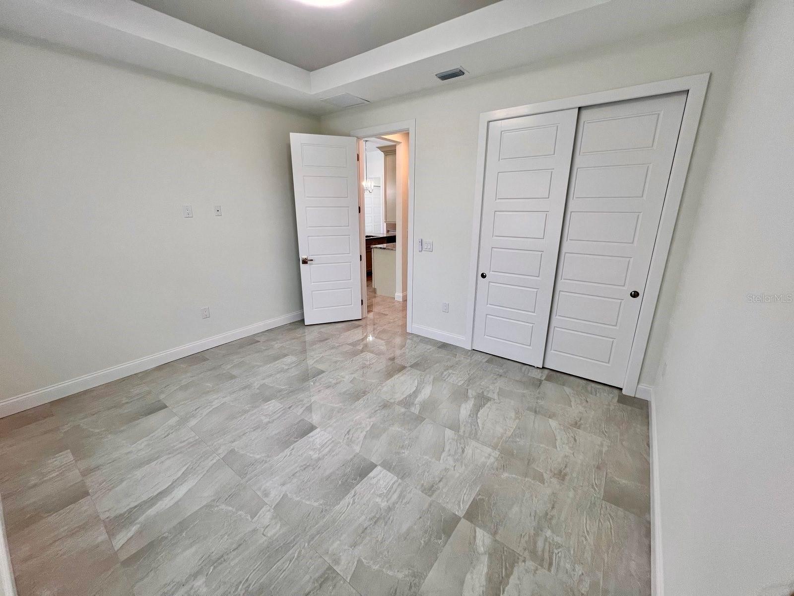 ROTONDA WEST OAKLAND HILLS - Residential