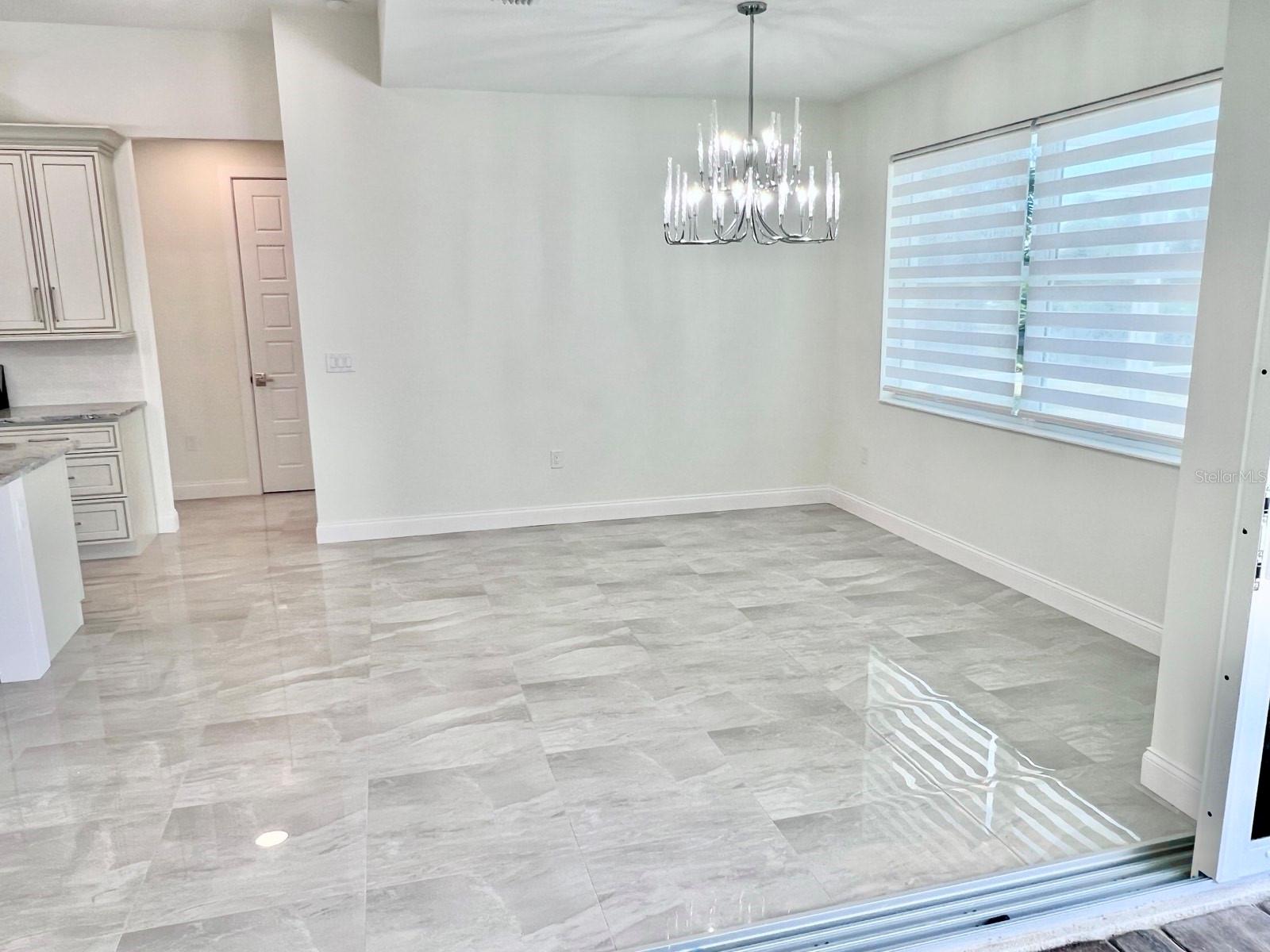 ROTONDA WEST OAKLAND HILLS - Residential