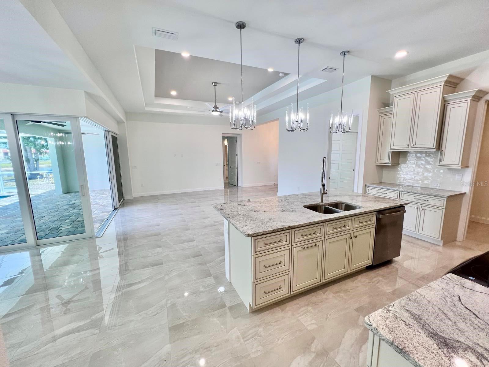 ROTONDA WEST OAKLAND HILLS - Residential